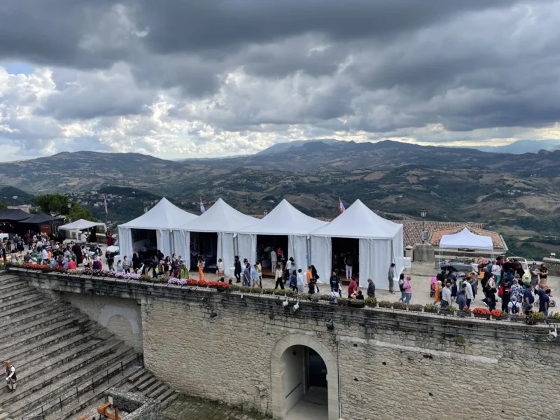 Noleggio pagode per fiere - IDEAstand