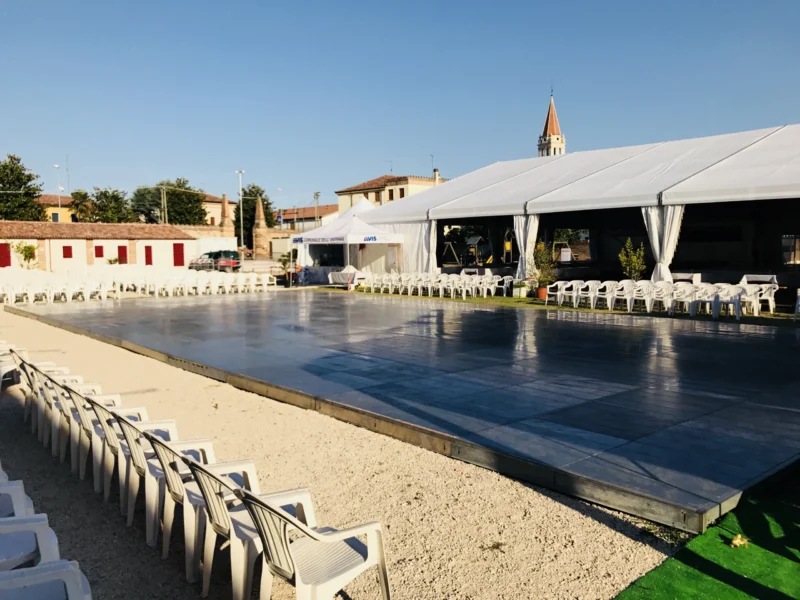 Affitto tendostrutture per feste e sagre - IDEAstand